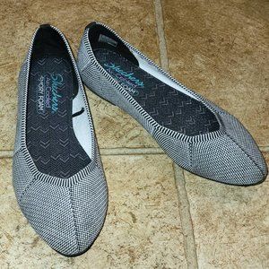 Skechers air cooled memory foam flat shoes